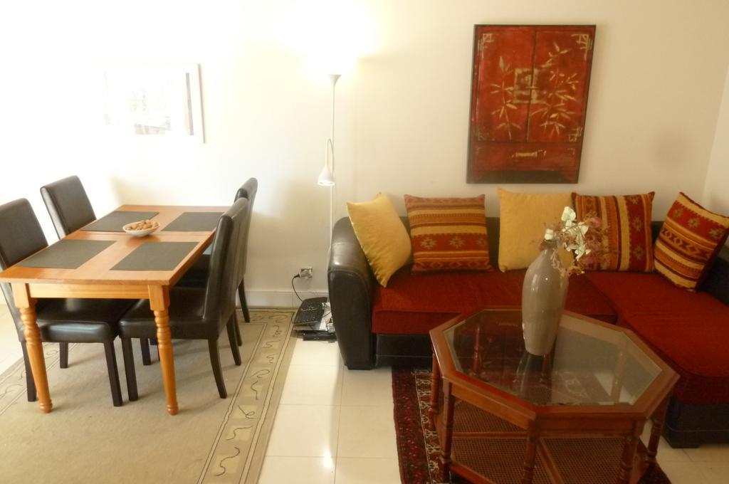 Stunning 2 Bed, 2 Bath Apt On The Cannes Sea Front Has Swimming Pool And Is A Secure Modern Building 464 Eksteriør bilde