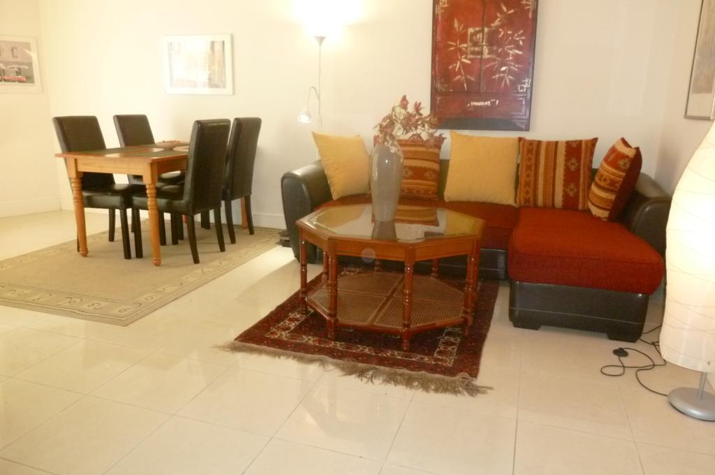 Stunning 2 Bed, 2 Bath Apt On The Cannes Sea Front Has Swimming Pool And Is A Secure Modern Building 464 Eksteriør bilde