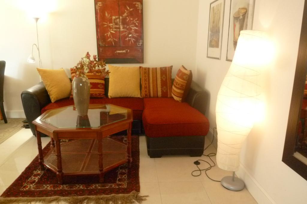 Stunning 2 Bed, 2 Bath Apt On The Cannes Sea Front Has Swimming Pool And Is A Secure Modern Building 464 Eksteriør bilde
