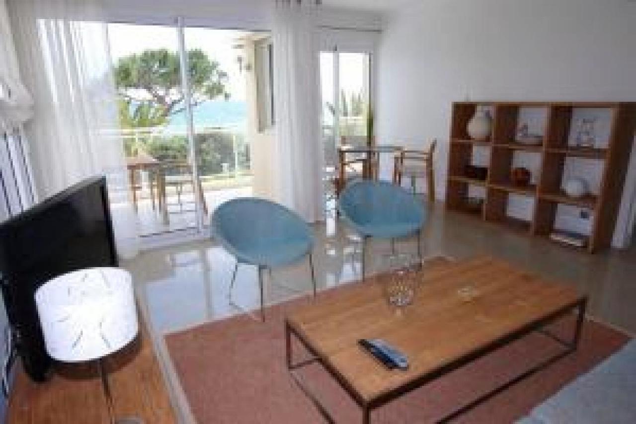 Stunning 2 Bed, 2 Bath Apt On The Cannes Sea Front Has Swimming Pool And Is A Secure Modern Building 464 Eksteriør bilde